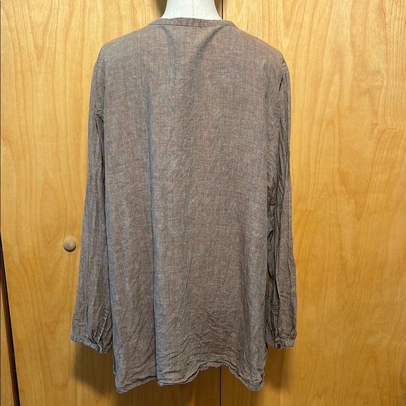 Eileen Fischer Linen Button-Up Blouse - Picture 5 of 9